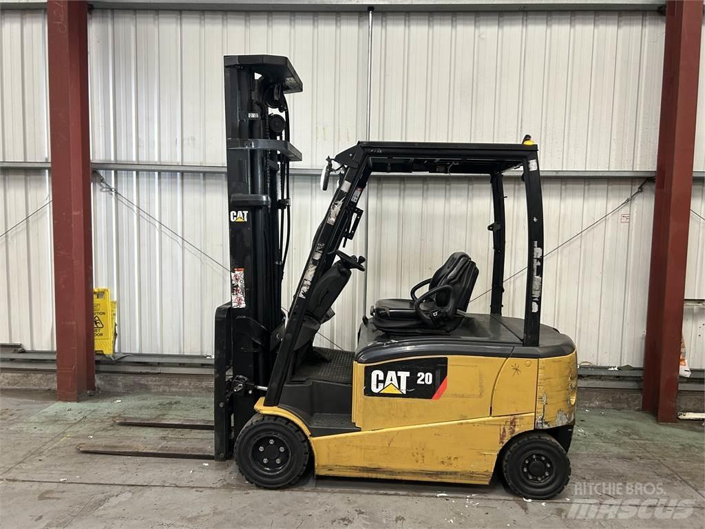 CAT EP20PN Electric Forklifts