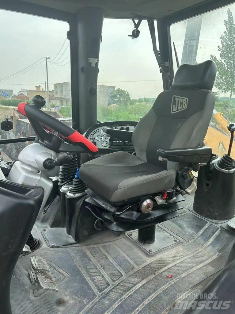 JCB 3 CX Backhoe Loaders