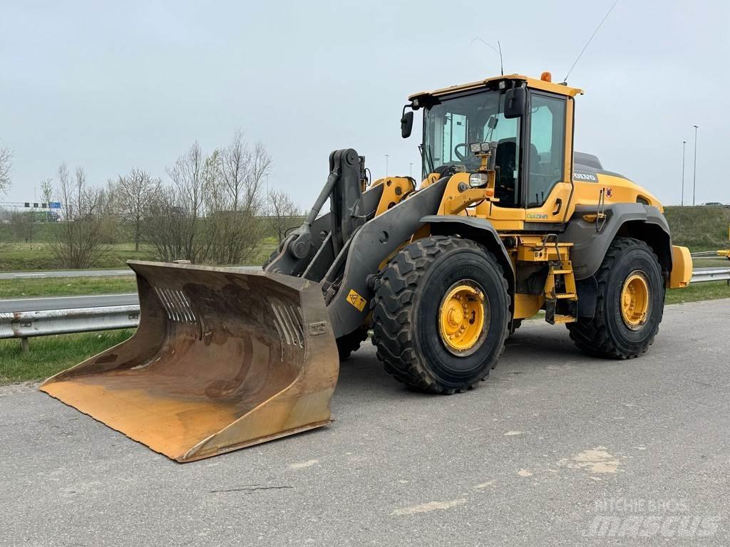 Volvo L110H Wheel Loaders