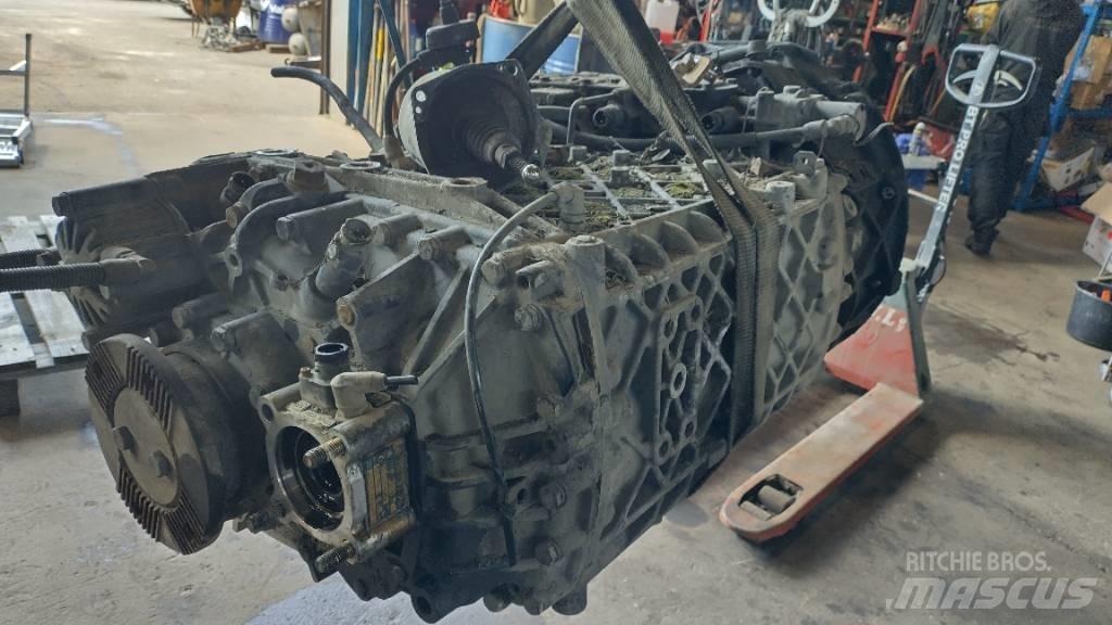 ZF 16s221 vaihteisto Transmission