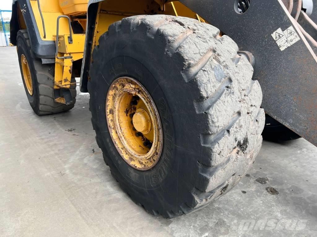 Volvo L180G Wheel Loaders