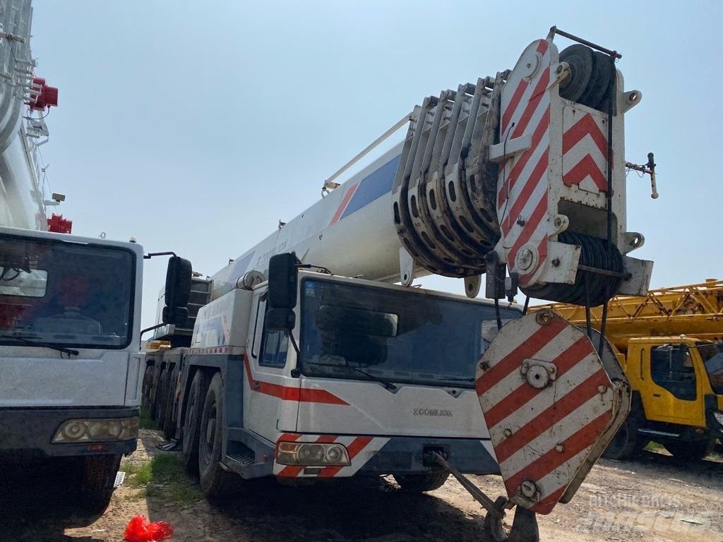 Zoomlion QAY220V Mobile and all terrain cranes