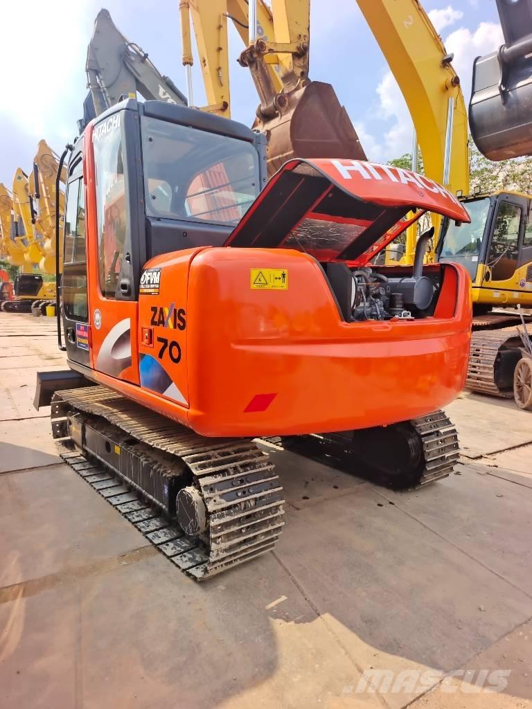 Hitachi ZAXIS70 Mini Excavators <7t (Mini Diggers)