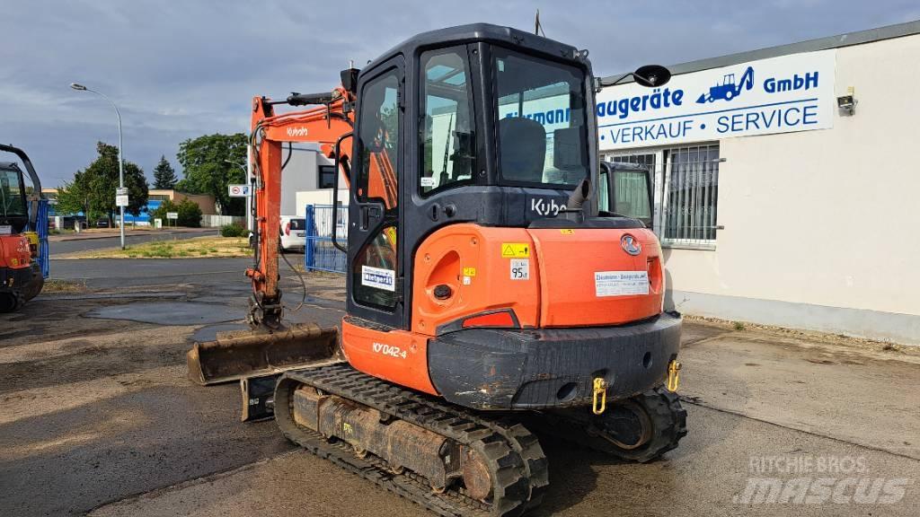 Kubota KX042-4 GLS 2 Mini Excavators <7t (Mini Diggers)