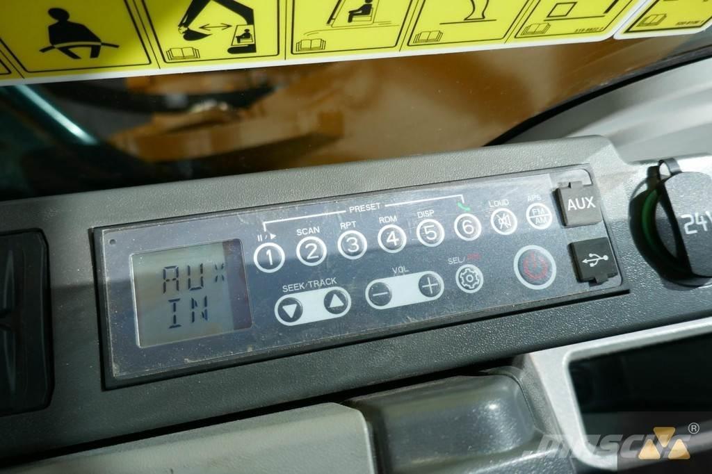 CAT 352 Crawler Excavators