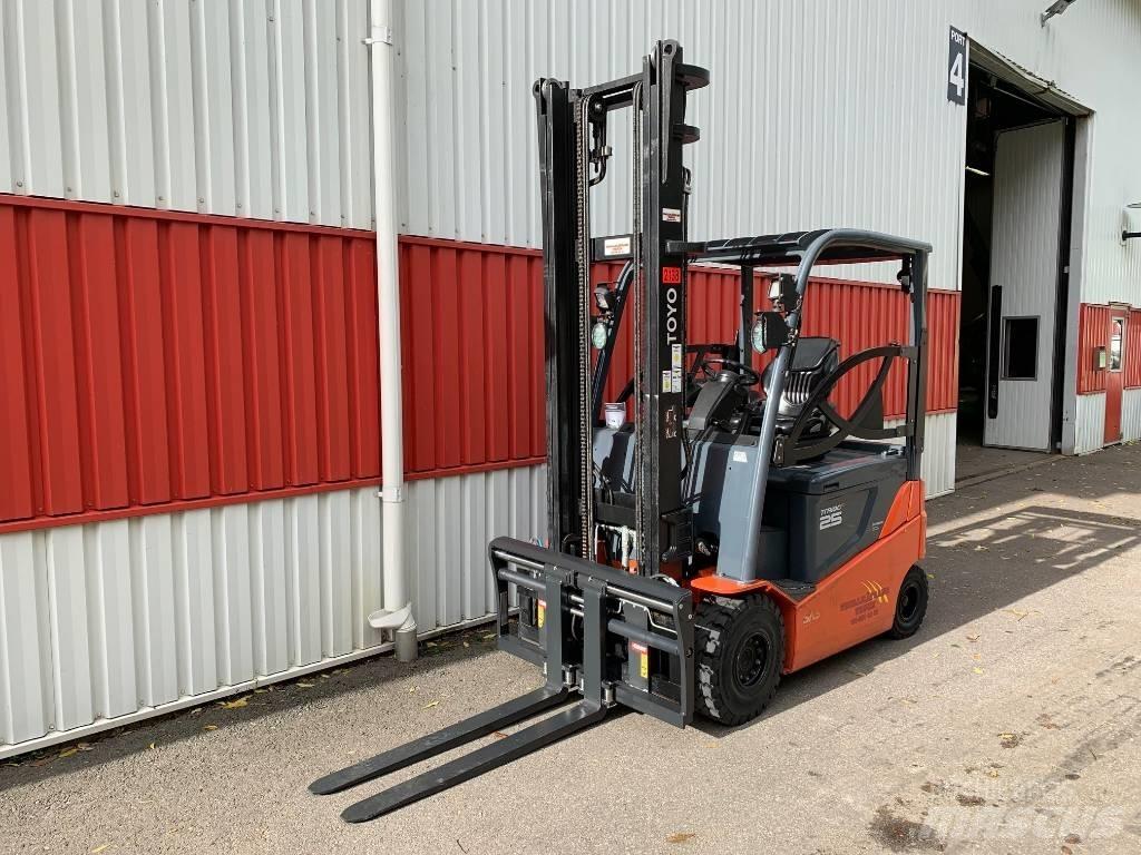 Toyota 8 FB MKT 25 Electric Forklifts