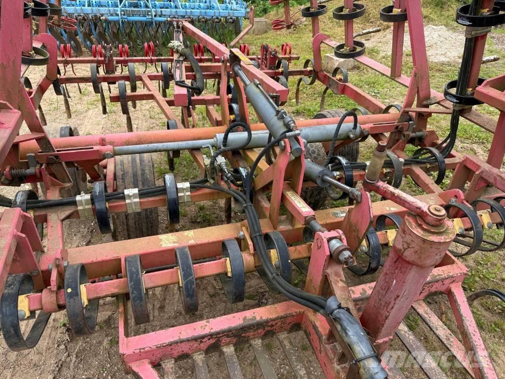 Väderstad NZ600 Harrows