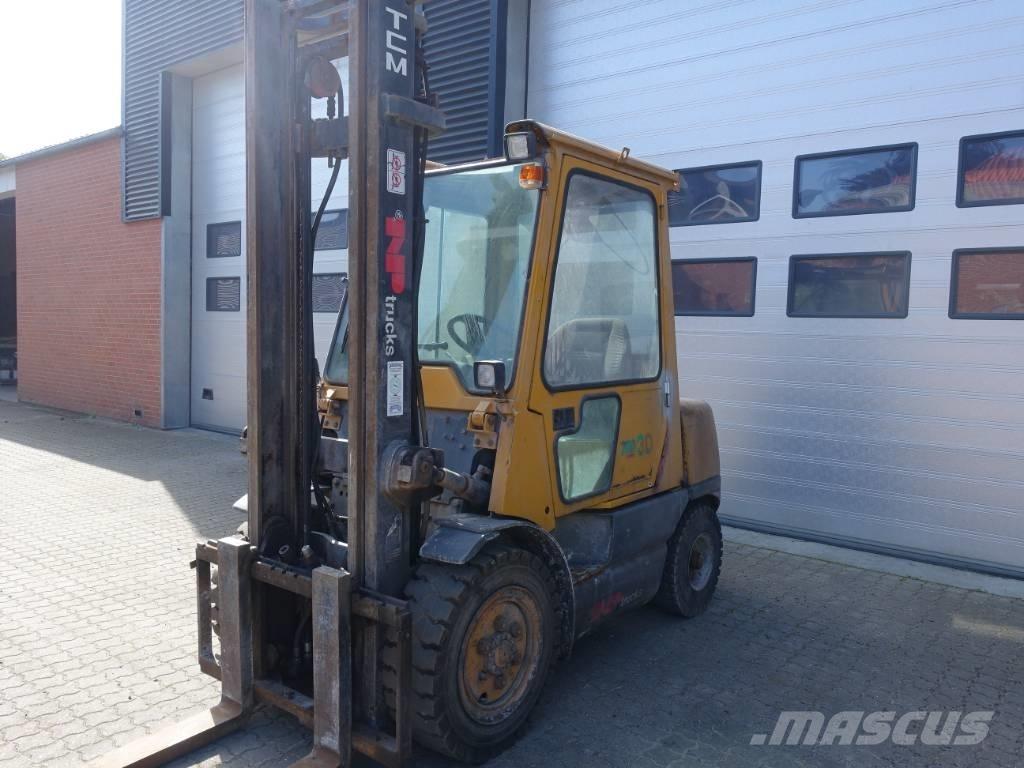 TCM FD 30 Z5 Diesel Forklifts