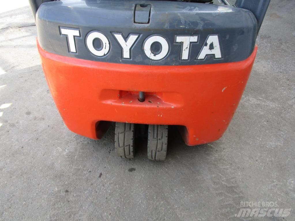 Toyota Elmotvikt Electric Forklifts