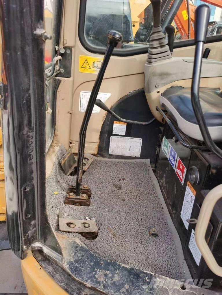 CAT 303 CR Mini Excavators <7t (Mini Diggers)