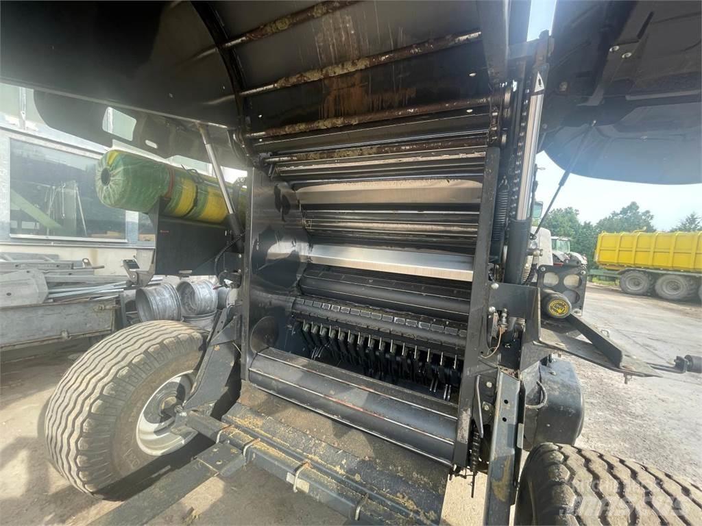 Vicon RF 4225 Round Balers