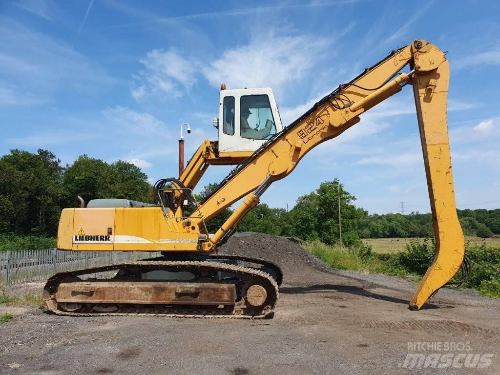 Liebherr R 924 B EW Waste / Industry Handlers