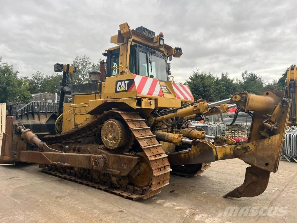 CAT D 9 T Crawler dozers
