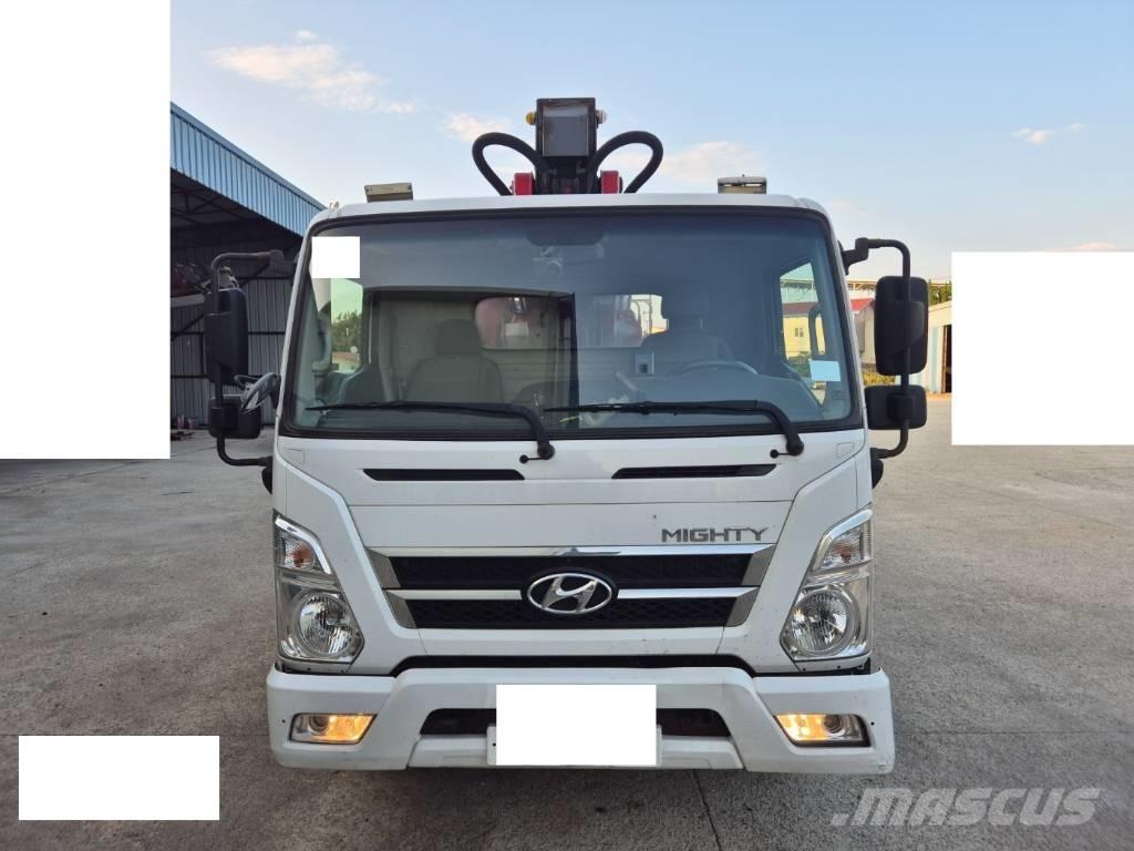 Horyong SKY300 Truck Mounted Aerial Platforms
