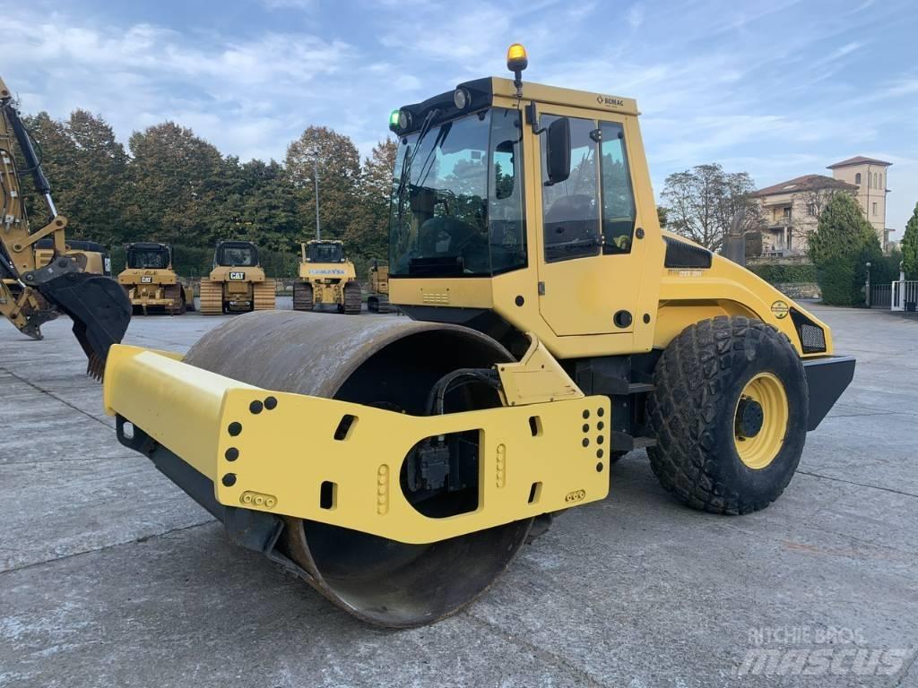 Bomag BW 213 D H-4 Single drum rollers