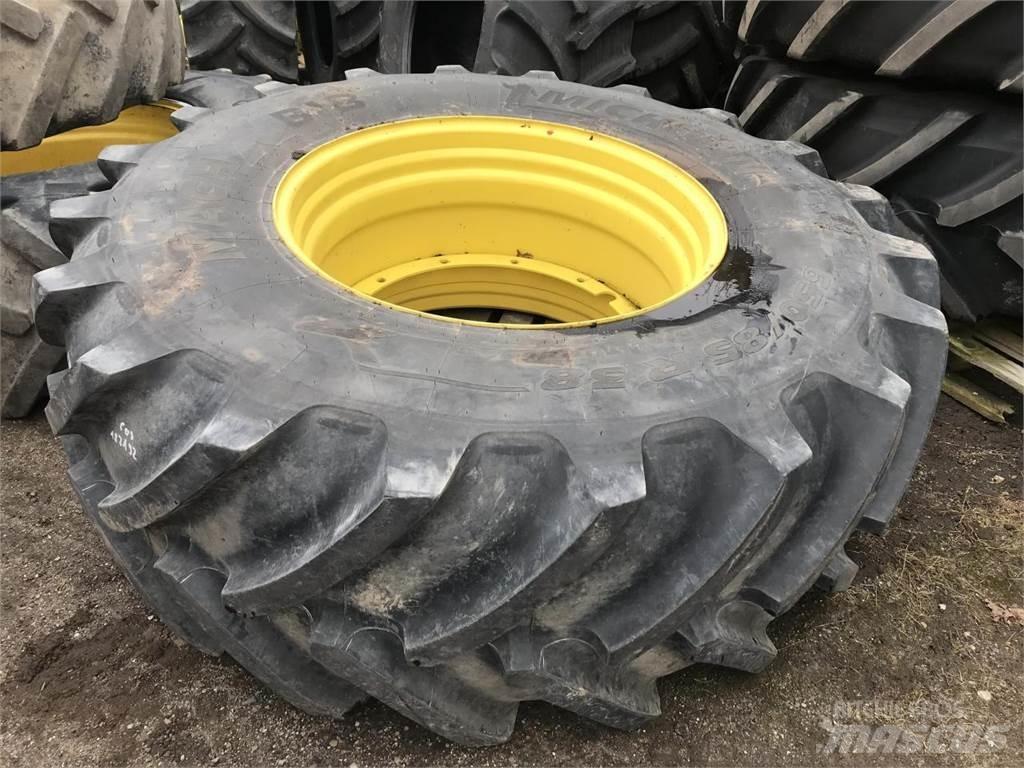 Michelin 650/85R38 Tires, wheels and rims