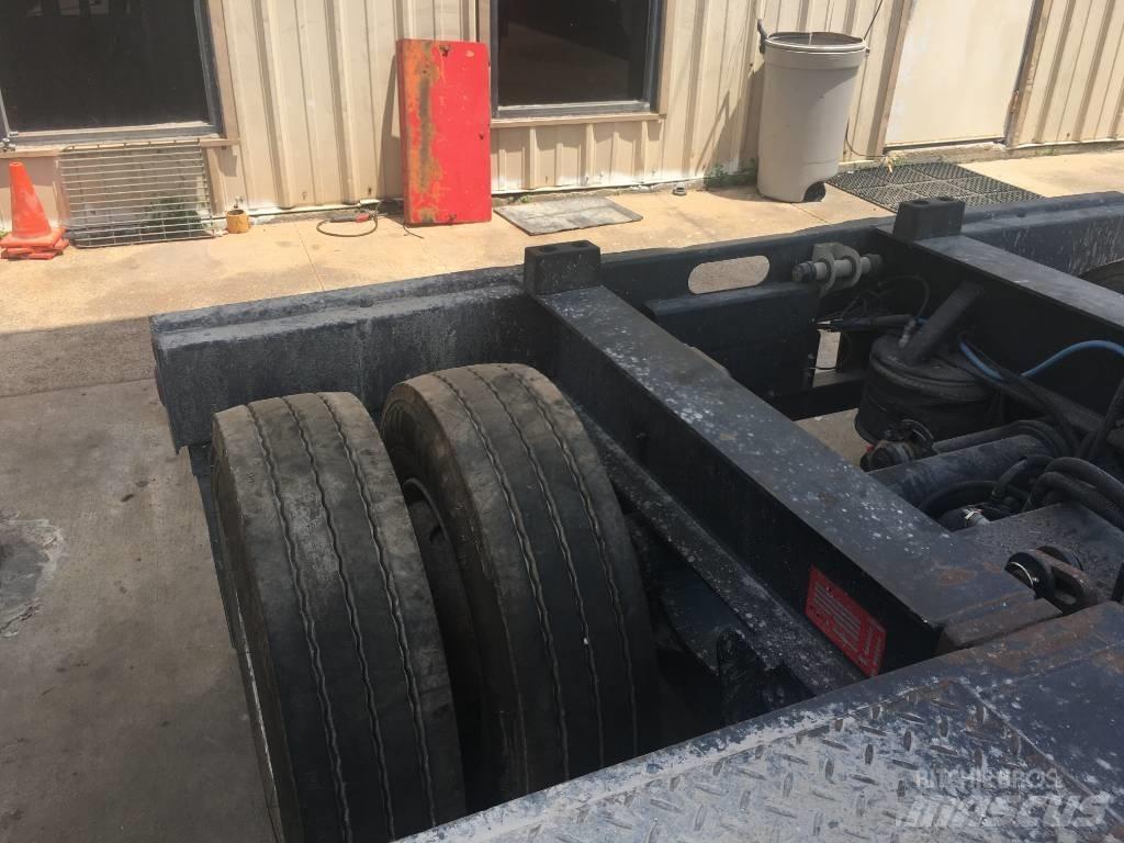 Trail King TK110 Lowboy trailer