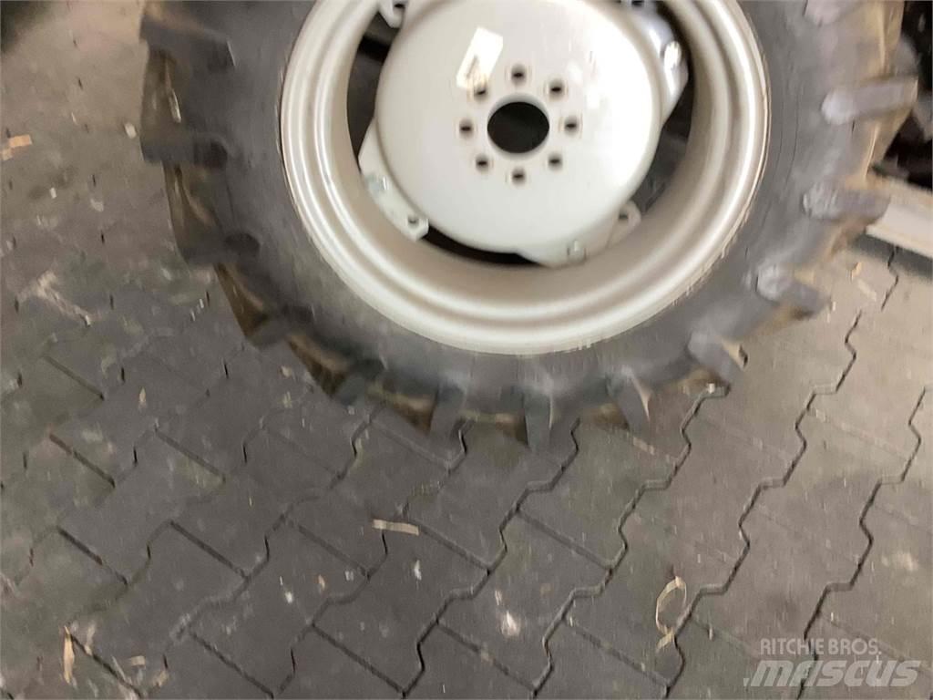 Pirelli 9.5 R20 Farm Equipment - Others