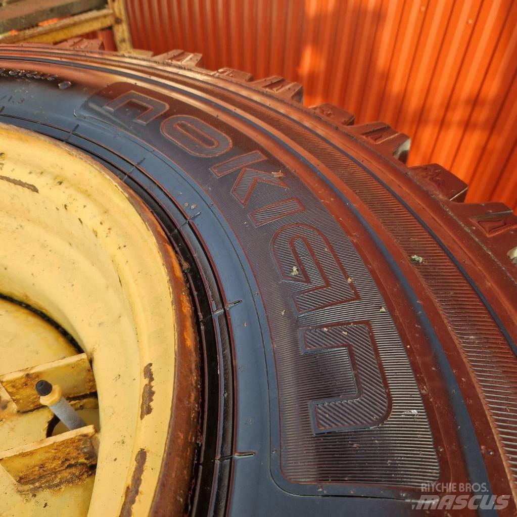  Däck Nokian Tires, wheels and rims