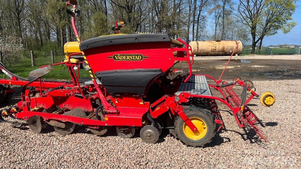 Väderstad Rapid400C Drills