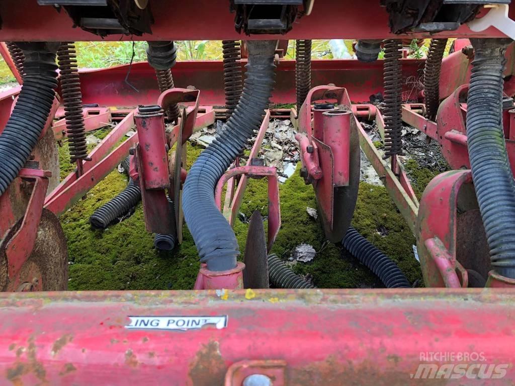 Massey Ferguson 30 Drills