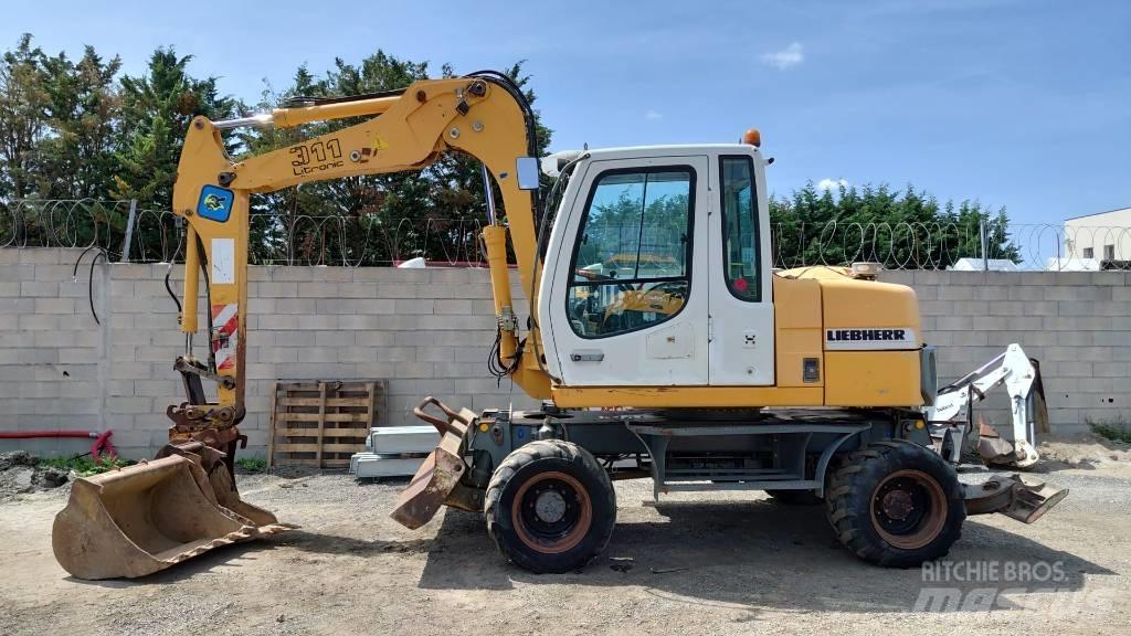 Liebherr A 311 Wheeled Excavators