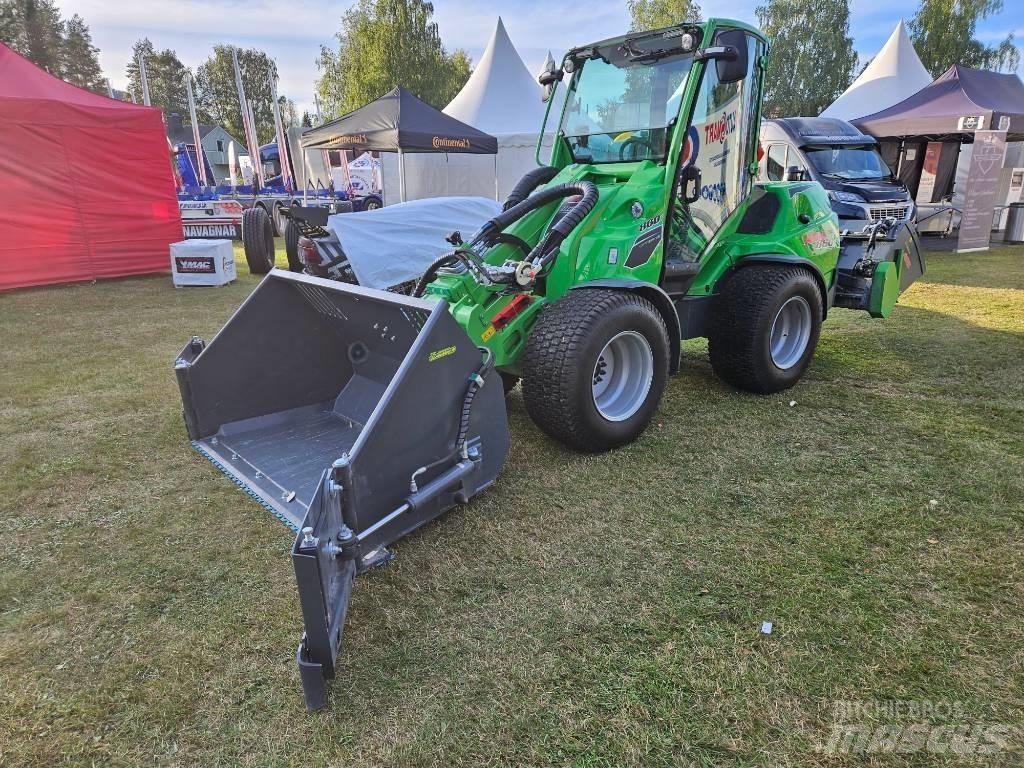 Avant Avant 860i Skid Steer Loaders