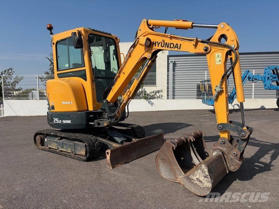 Hyundai R25Z-9 AK Mini Excavators <7t (Mini Diggers)