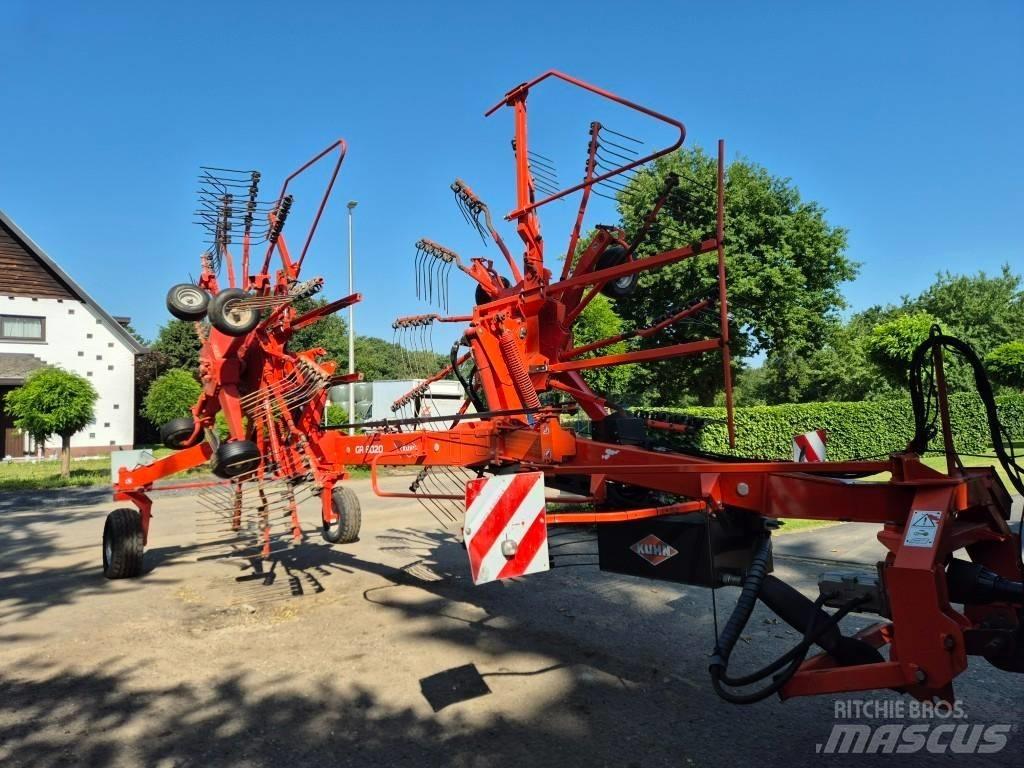 Kuhn GA 8020 Swathers \ Windrowers
