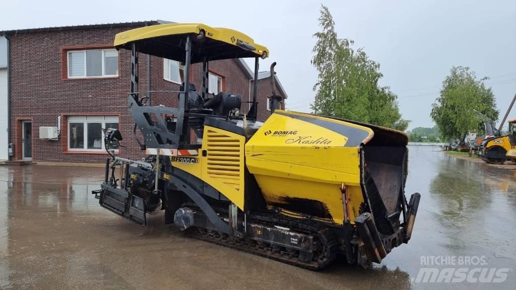 Bomag BF 300 Asphalt pavers