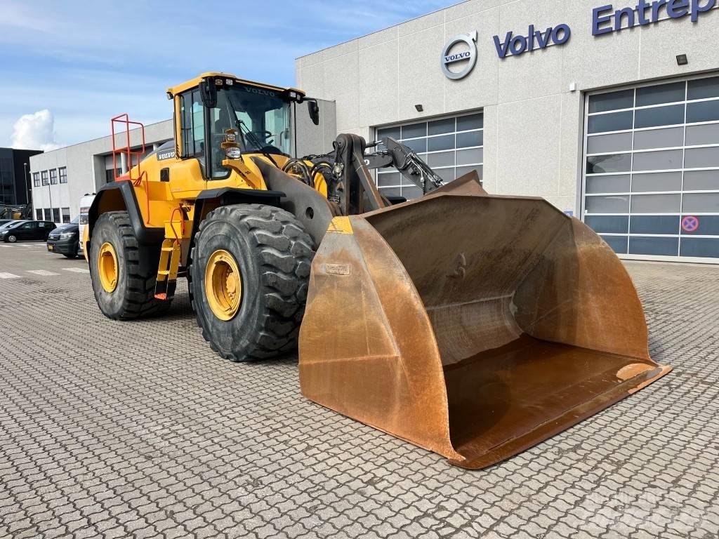 Volvo L220H Wheel Loaders