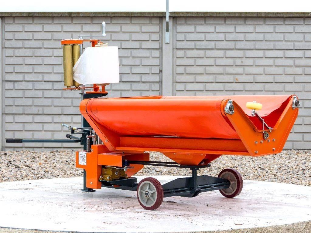  Komondor 37933 Round Balers