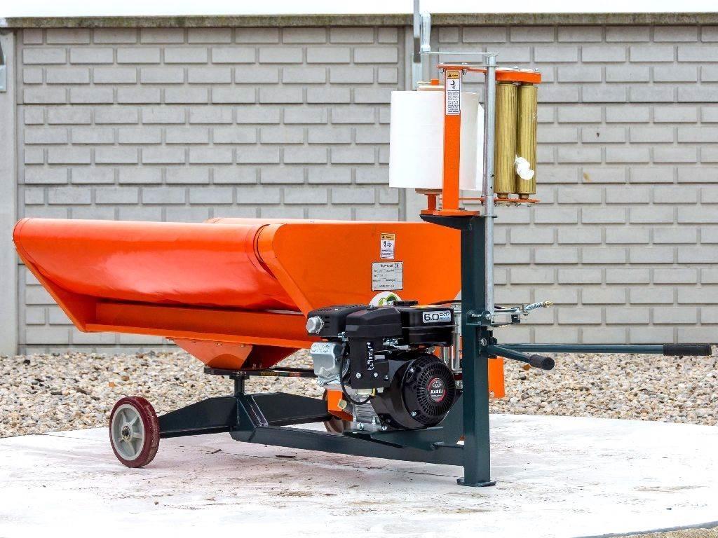  Komondor 37933 Round Balers