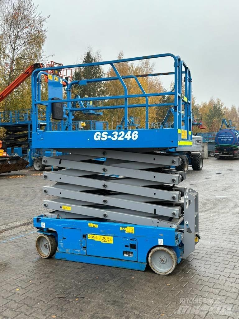 Genie GS 3246 Scissor Lifts
