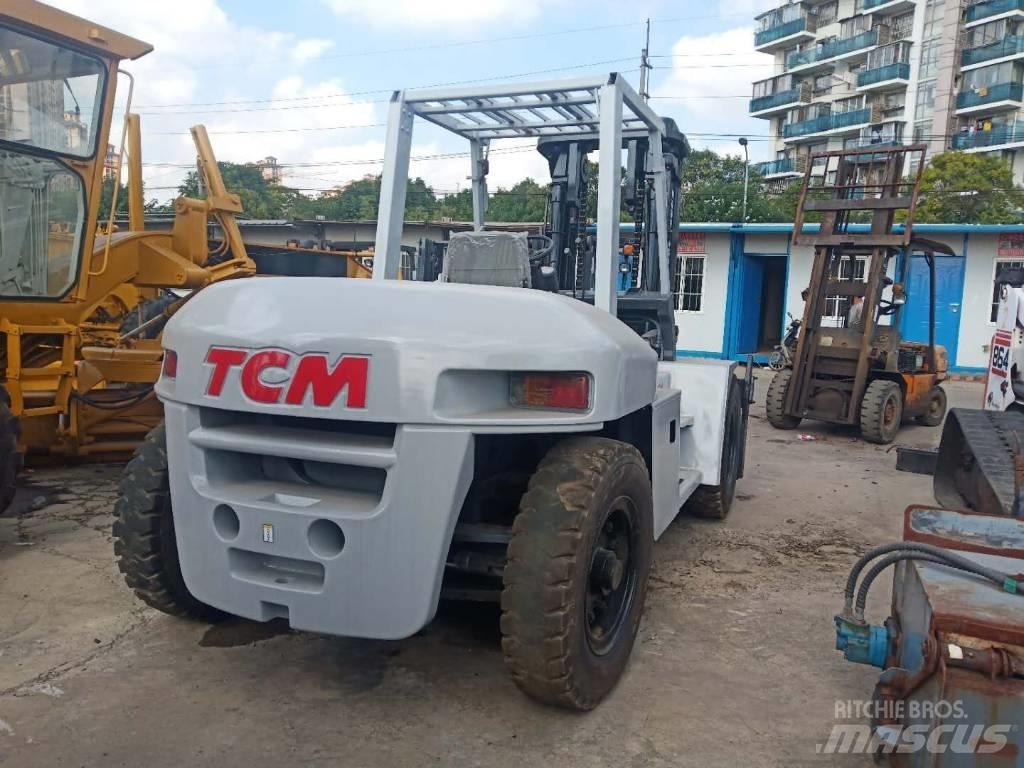 TCM FD 100 Diesel Forklifts