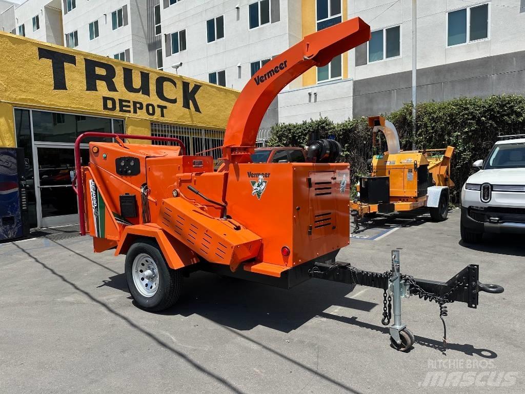 Vermeer BC1000XL Wood Chippers