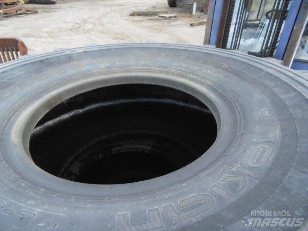 Nokian 20,5x25 Tires, wheels and rims