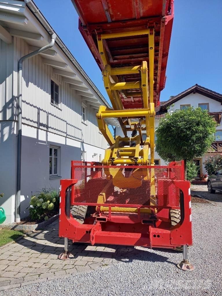 Genie GS 4390 RT Scissor Lifts