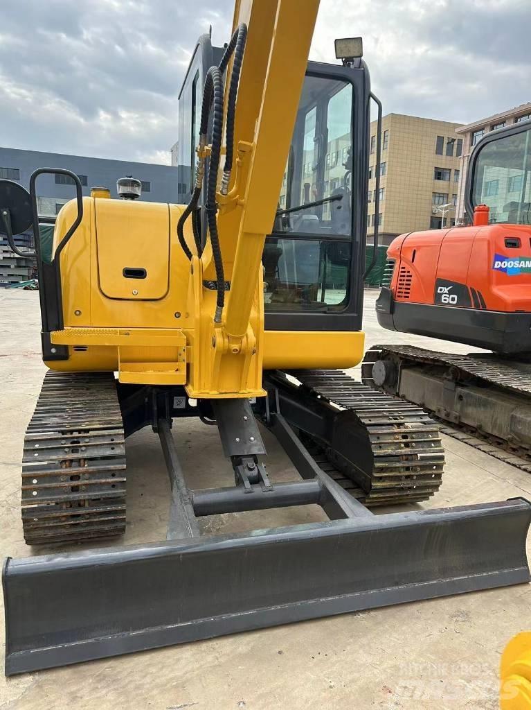 Komatsu PC 56 Mini Excavators <7t (Mini Diggers)