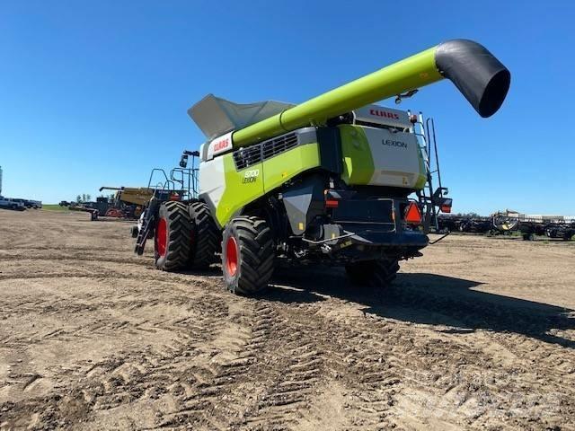 CLAAS 8700 Combine Harvesters