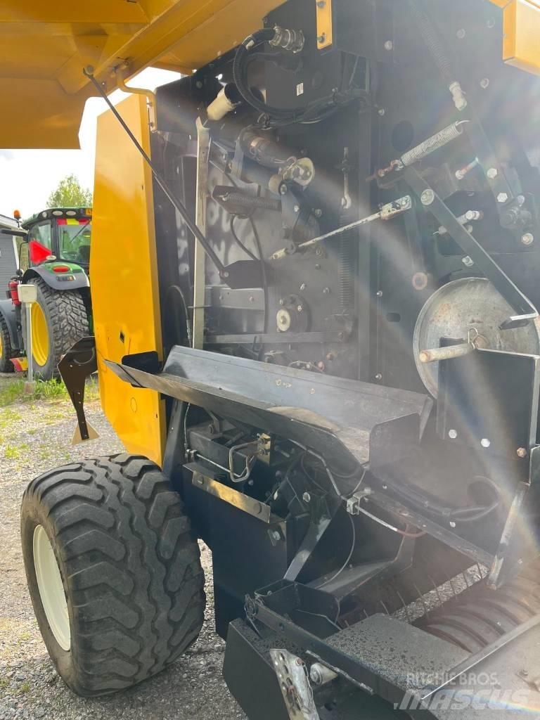 New Holland BR 6090 Round Balers