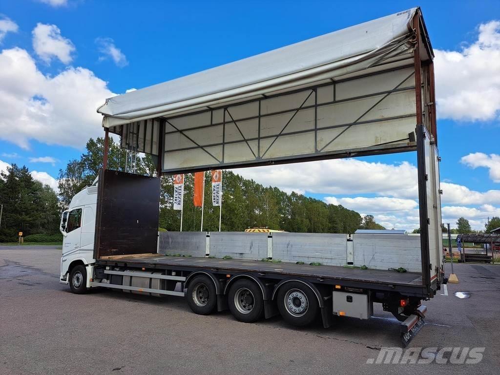 Volvo FH Flatbed Trucks