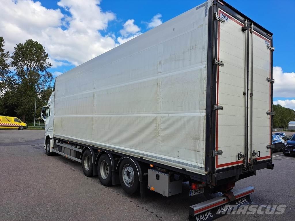 Volvo FH Flatbed Trucks