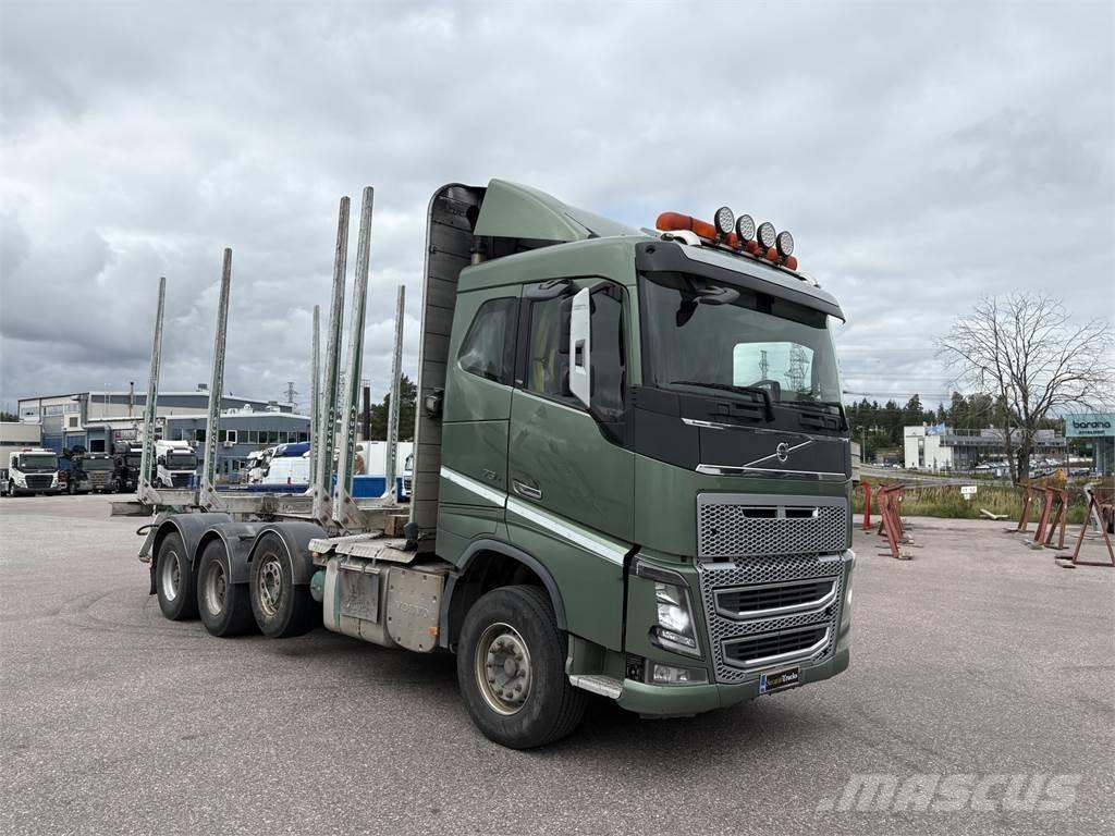Volvo FH16 8x4 Log trucks