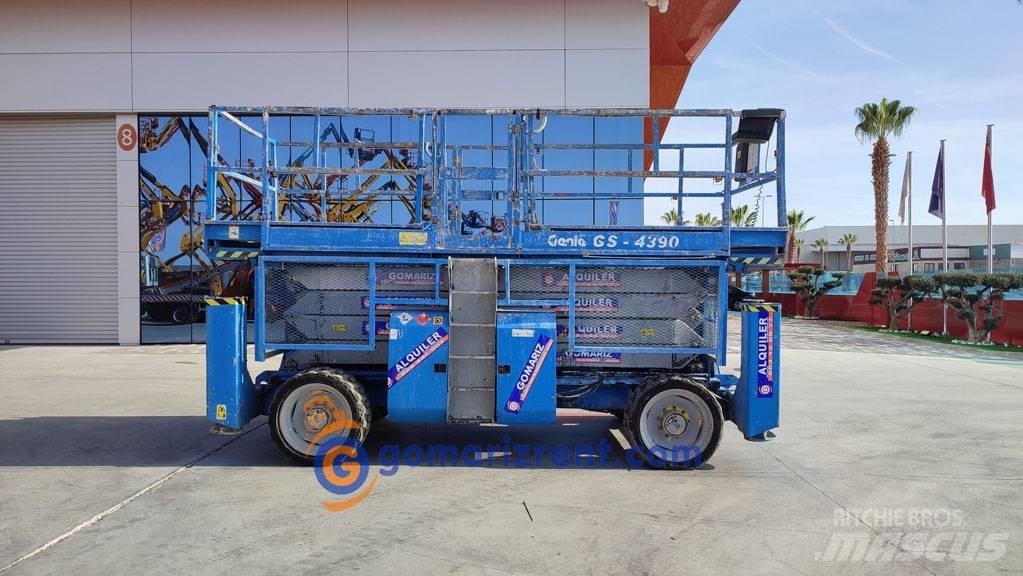 Genie GS 4390 RT Scissor Lifts