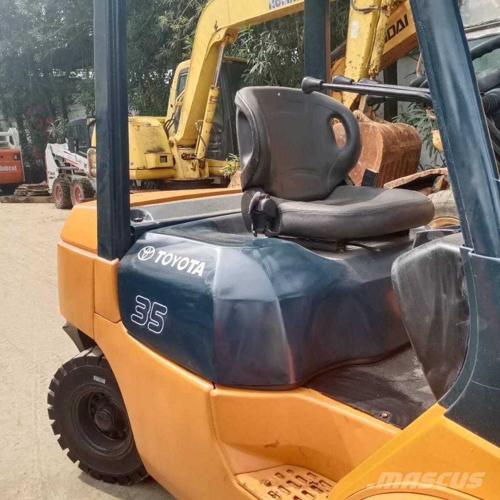 Toyota FD 35 Diesel Forklifts