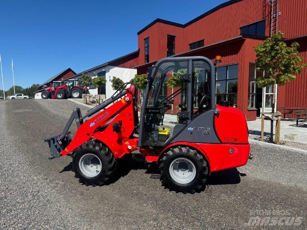 Flexitrac 1226 CAB Multi purpose loaders