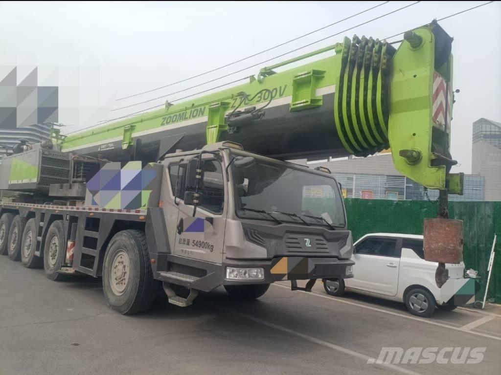 Zoomlion ZTC1300V Mobile and all terrain cranes