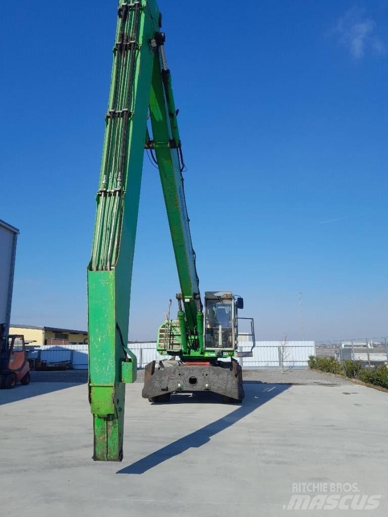 Sennebogen 830 Waste / Industry Handlers