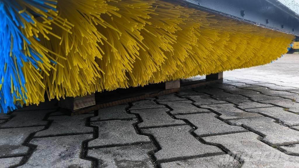 Bobcat Sweeper 72 Brushes